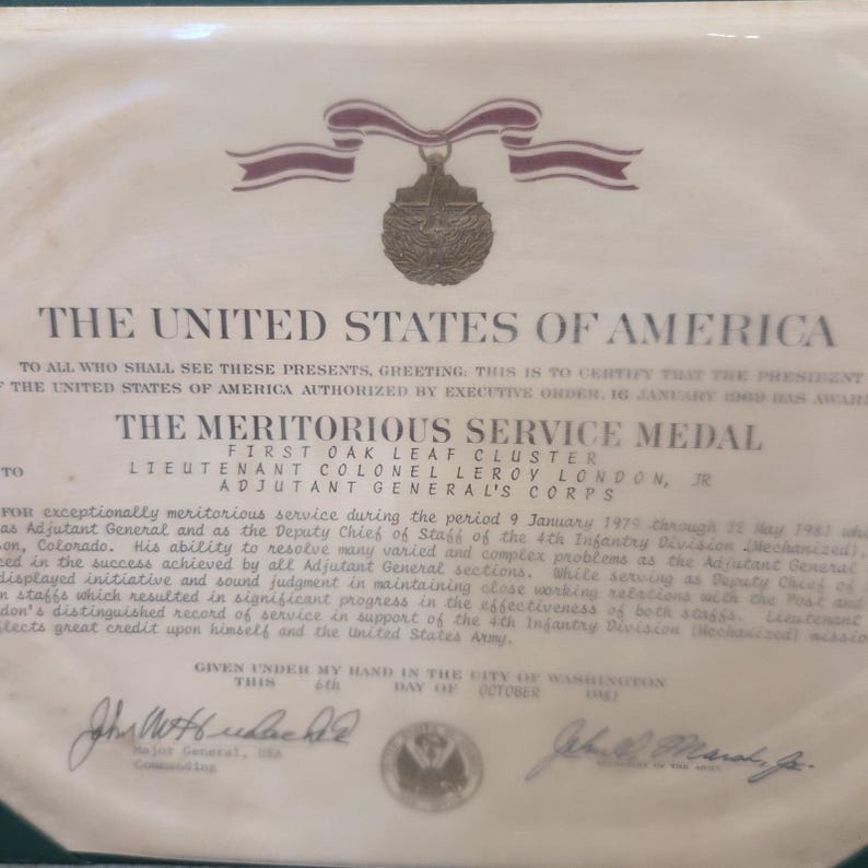 US Army Meritorious Service Medal Urkunde LTC Leroy London Jr 1981 Ordner Bild 2
