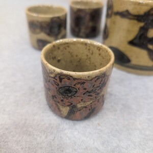 Servizio da tè vintage in ceramica dipinta a mano, teiera per 6 tazze, motivo uccelli, fiori, macchie, color beige immagine 5