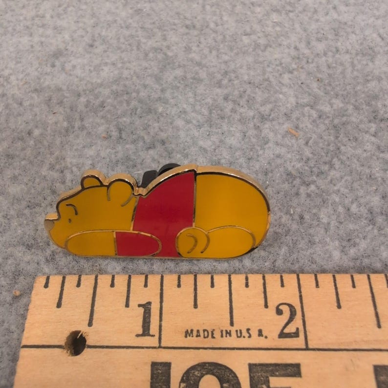 Disney Winnie the Pooh Sleeping Enamel Pin Official Trading 2003 Gold Tone image 2