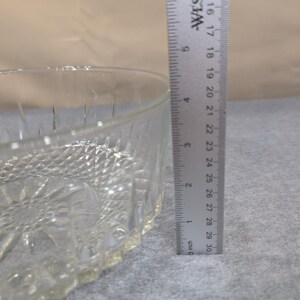 Vintage Arcoroc USA Crystal Glass Serving Bowl Starburst Faceted Design 9" x 4" image 6