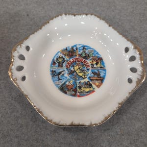 Vintage California Souvenir Dish Scalloped Gold Trim Japan Landmarks NA308 image 1