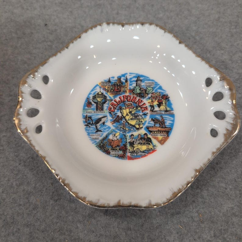 Vintage California Souvenir Dish Scalloped Gold Trim Japan Landmarks NA308 image 1