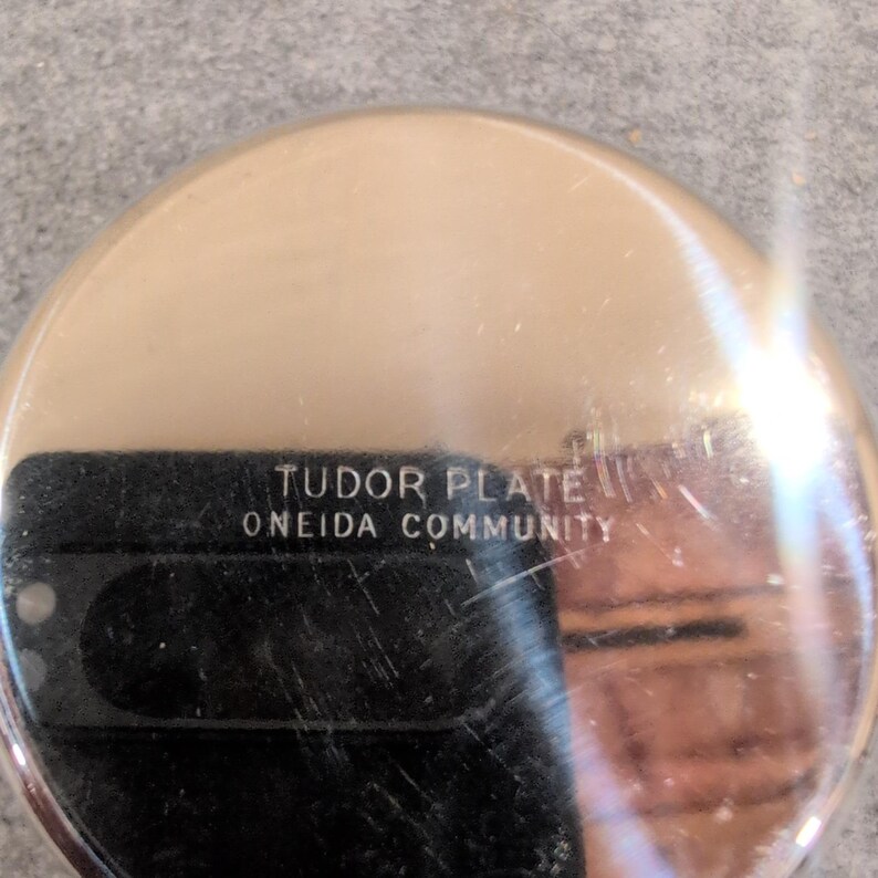 Oneida Community Tudor Plate Vintage Baby Cup Silver Plated Gold Wash Interior image 6