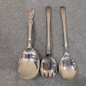 Wm Rogers Silver Plated Serving Spoon & Sheffield England Salad Set 3pc Lot image 1