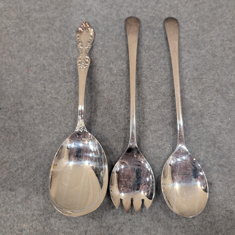 Wm Rogers Silver Plated Serving Spoon & Sheffield England Salad Set 3pc Lot image 1