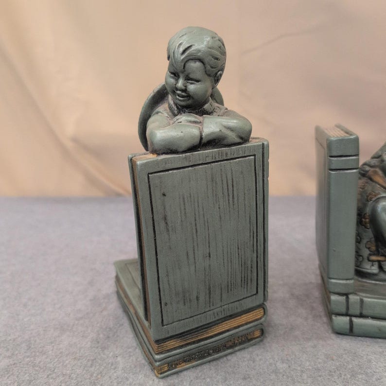 Vintage 1964 Universal Statuary Corp Asian Boy Girl Reading Bookends 927B Green image 4