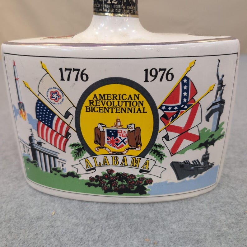 Dekanter Vintage Heritage China z okazji dwusetnej rocznicy rewolucji amerykańskiej w Alabamie z 1976 r. zdjęcie 5