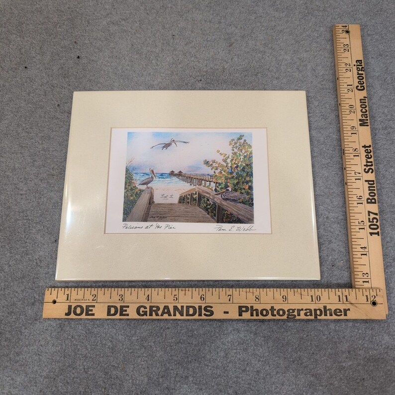 Pam E Webb Pelicans at the Pier, impression d'art emmêlé, scène de plage côtière de la Floride image 3