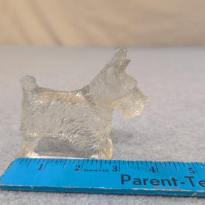 Vintage Pressglas Scottish Terrier Scottie Hund Figur Briefbeschwerer Bild 3