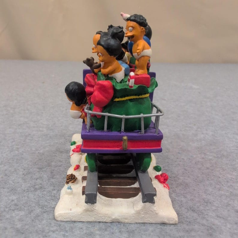 The Simpsons Christmas Express Nahasapeemapetilons Family Daycare Figurine 2004 image 4