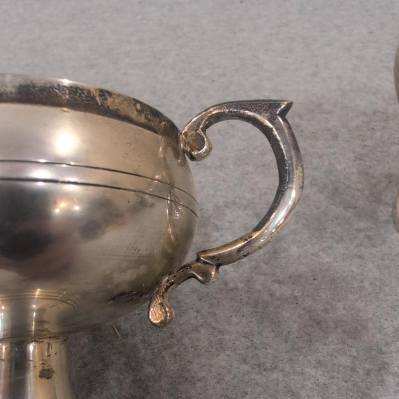 Vintage Silber Ton Sockel Tassen 3er-Set Made in India verzierten Blättern Griff Bild 5