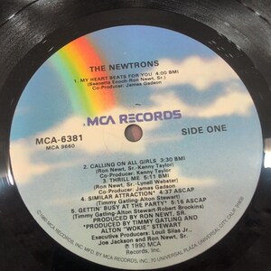 The Newtrons Selbstbetiteltes Vinyl LP Album 1990 MCA-6381 New Jack Swing Promo VG + Bild 6