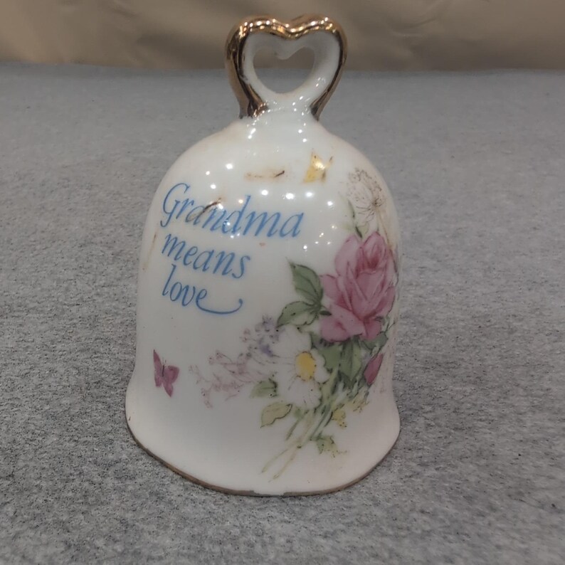 Napcoware Bell Grandma Means Love Floral Heart Handle Japan 1462 image 1