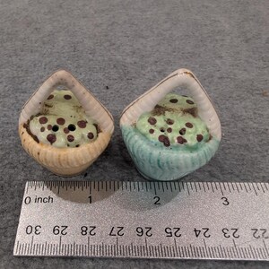 Vintage Ceramic Basket Salt and Pepper Shakers Green Floral Accent image 2