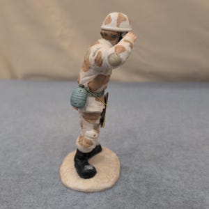 Emmett Kelly Jr. Collection "On Maneuvers" Limited Edition Clown Soldier Figure image 6