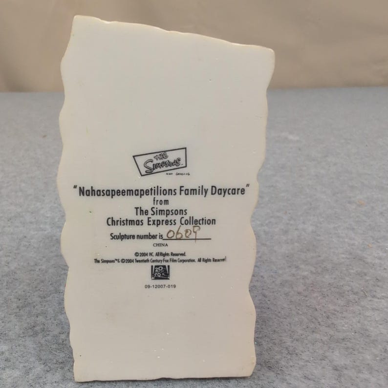 The Simpsons Christmas Express Nahasapeemapetilons Family Daycare Figurine 2004 image 5