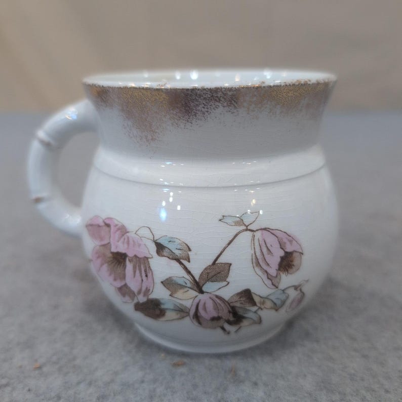 Taza de afeitar antigua Tacoma M/T de loza con borde dorado y estampado floral rosa imagen 2