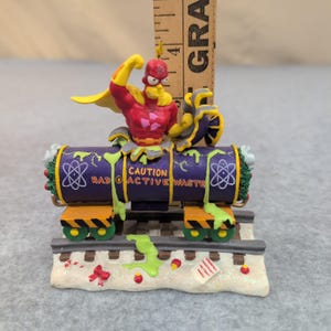 Die SIMPSONS Weihnachtsexpress 2004 Eine Kleine Urlaubsaktion Radioactive Man 2004 Auto Bild 2
