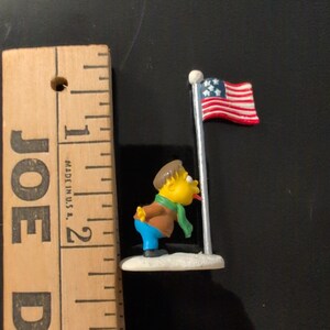 The Simpsons Hawthorne Village Martin Prince Tongue on Flagpole Figurine 2004 image 3