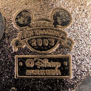 Disney Pin 2003 Donald Duck Tourist Mickey Ears Hat Map Trading Pin Enamel image 4