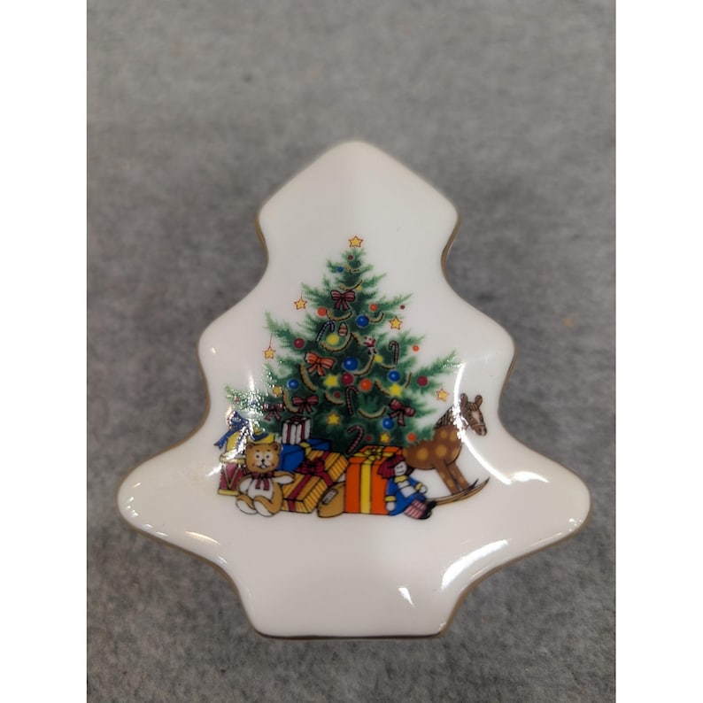 Papel Christmas Morning Tree Trinket Box Japan White Porcelain Gold Trim image 1