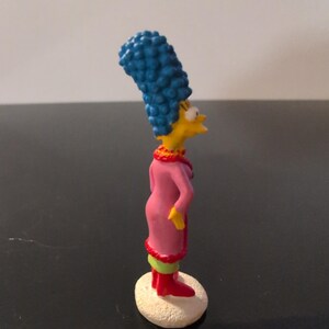 Hawthorne Village Marge Simpson Oh My Goodness Christmas Village Figurine 78449 image 2
