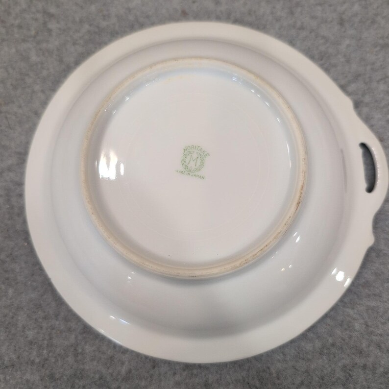 Bol de porcelana vintage Noritake pintado a mano con motivos florales y borde brillante color lavanda. Japón. imagen 4