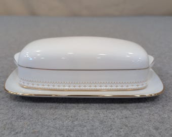 Noritake White Porcelain Butter Dish with Lid Gold Trim Made in Japan NA310