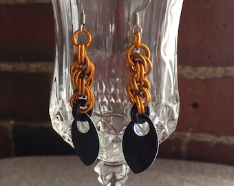 Boucles d’oreilles en forme de chaîne en spirale orange et noir - Halloween