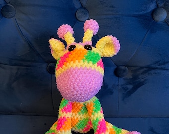 Loomigurumi Sitting Giraffe