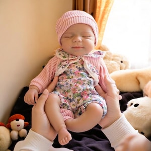 13 Inch Reborn Baby Doll, Handmade Realistic Silicone Newborn Girl, Lifelike Bebe Dolls for Children Birthday Gifts & Collectors