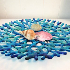 Korallen Platte aus geschmolzenem Glas, große Koralle Wand Dekor, türkis blau Seeglas Koralle Kunst, Ocean Beach Haus Dekor, Glaskunst