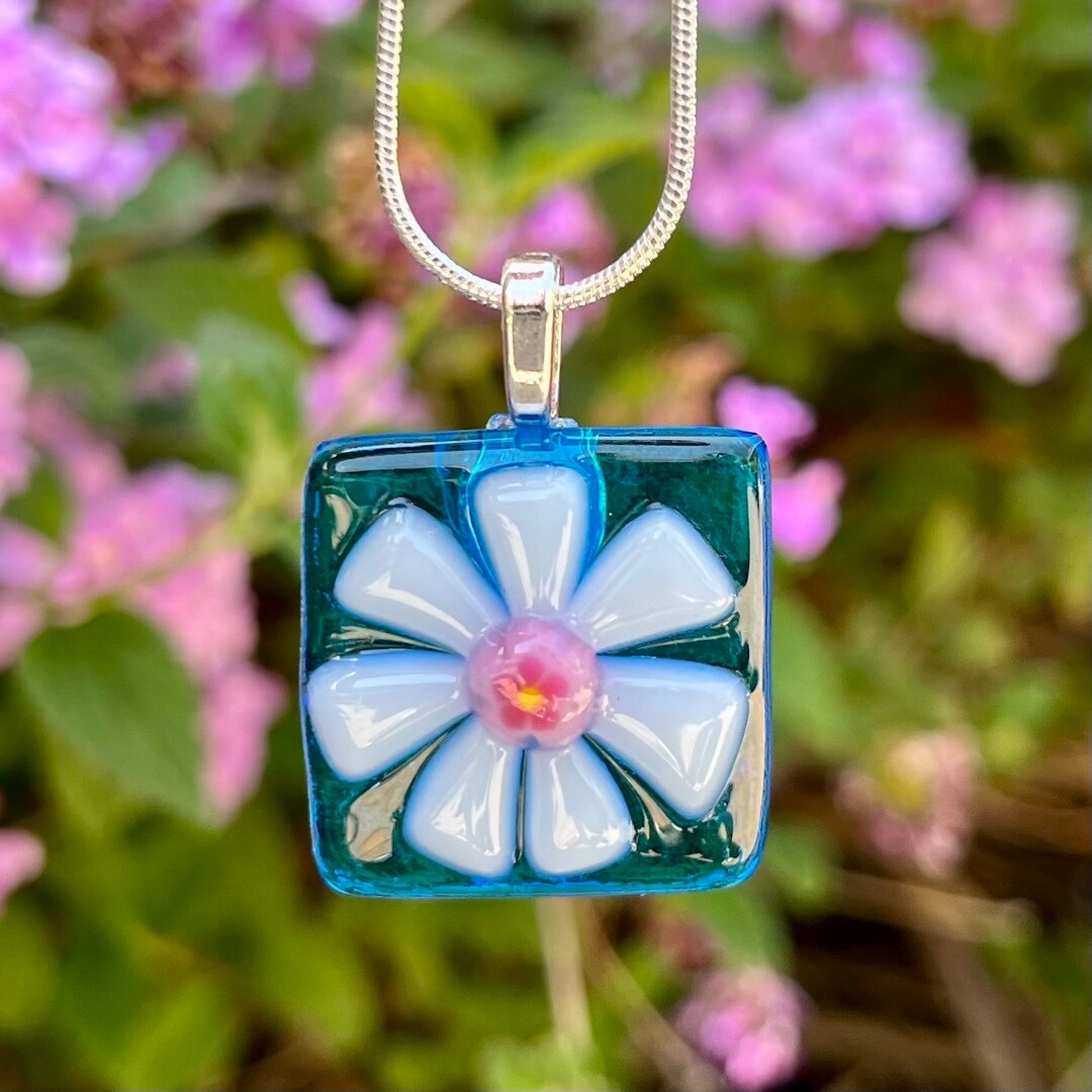 Glass flower pendant necklace sale