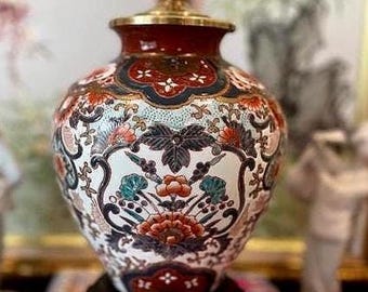 Late 19th Century Hand Painted Chinese Imari Lamp, 15"