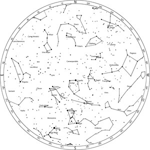 Könnte beinhalten: Eine schwarz-weiße Sternenkarte mit Sternbildern wie Großer Bär, Orion und Zwillinge. Das kreisförmige Design zeigt eine Windrose und Gradmarkierungen mit Sternennamen und Linien.