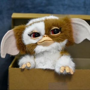 Gremlins gizmo figure - Etsy 日本