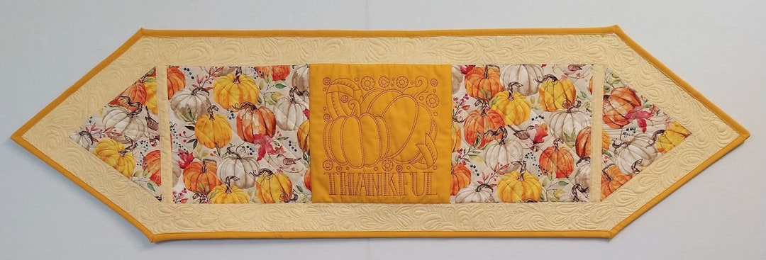 Quilted Table Runner Fall Thankful Table Decoration - Etsy