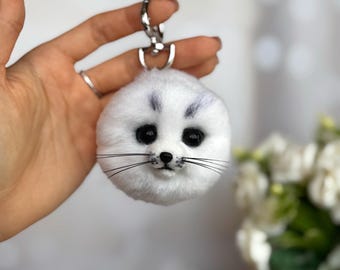 Llavero de foca de lana: abalorio de animal de fieltro esponjoso