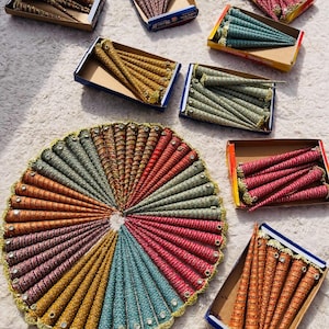 Fancy Decorated Henna Cones-Mehndi Cones-Henna-Pakistani-Bridal Henna-Dholki-Party decor-mehndi decor-UK Based-wedding Decoration-india-bidh