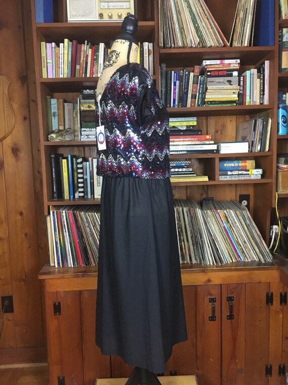 Vintage 1970s Dress w SEQUIN - Chevron Striped To… - image 10