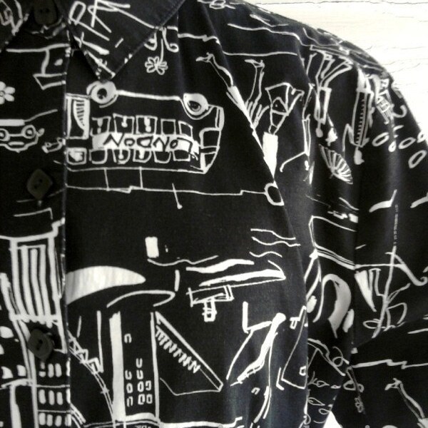 on sale : Vintage 1990s Kitsch London Paris Rome New York Blouse