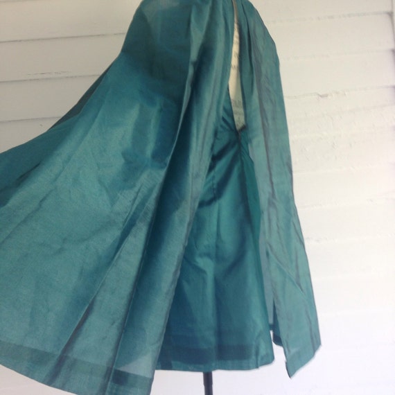 Vintage 1960s Cocktail Dress with Cape - image 3