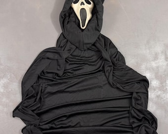 Vintage Screme Ghostface Fun World Halloween Maske mit langem Umhang