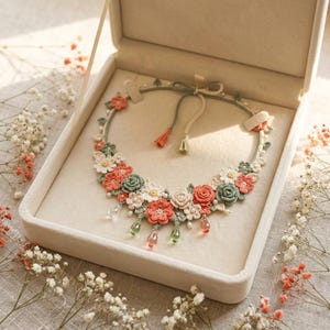 Schema per collana con fiore all'uncinetto / Collana boho / Regalo di gioielleria fatto a mano per lei / Download digitale (PDF)
