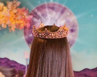 Goddess Crown: Crown Chakra Meditation Tool
