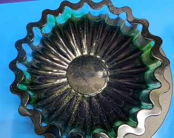 Handmade Scalloped Resin Trinket Dish | Teal Emerald Gold Sparkle Catchall Bowl