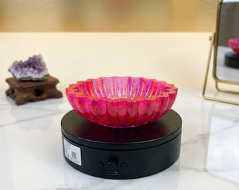 Handmade Scalloped Resin Trinket Dish | Pink Gradient, Gold Sparkle (5-Inch)