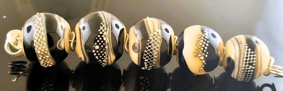 Made to Order (MTO) –handmade Ivory Rounds With Swipe of Dark Silver ...