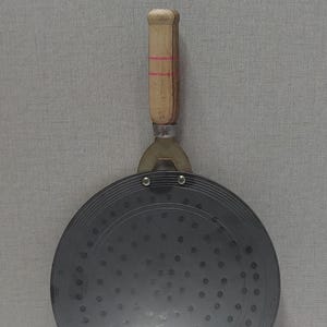 Handmade Iron Griddle/Pure Iron Griddle/9&quot; Chappati Tawa/Indian Griddle