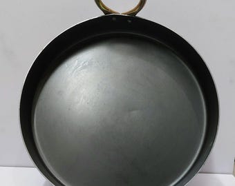 Handmade Iron Flat Pan, Indian Jalebi Kadai, 9 Inch
